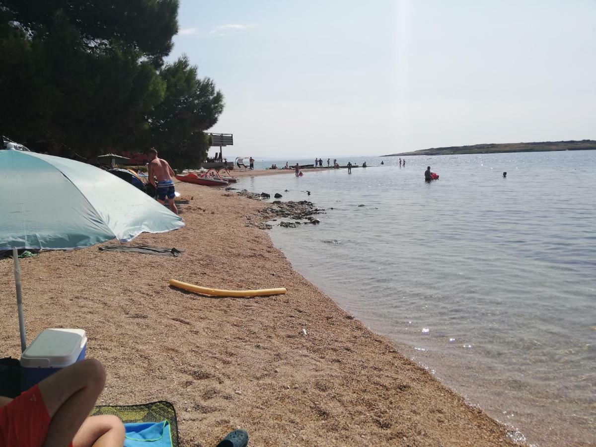 Apartmani Mia Liznjan Bagian luar foto